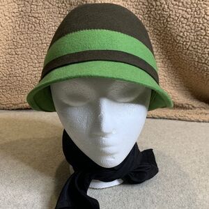 Amati accessori., Green and Black Laine wool Cloche Hat